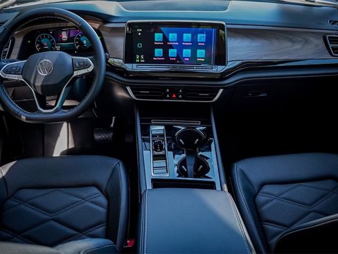 New 2026 Volkswagen Atlas SE image 22