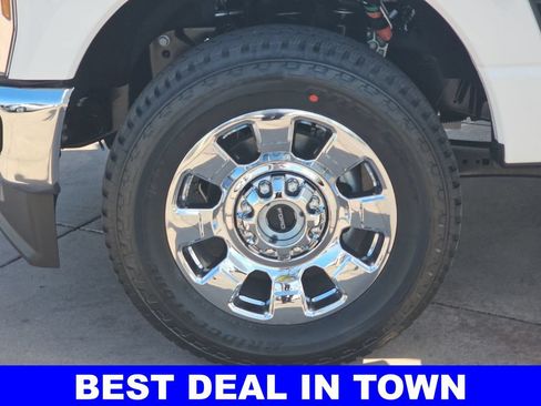 New 2026 Ford F250 King Ranch w/ Chrome Package AWD/4WD image 36