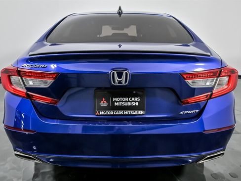 Used 2021 Honda Accord Sport image 9