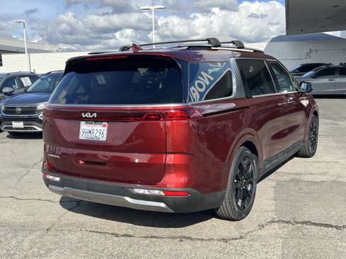 Used 2024 Kia Carnival SX image 29