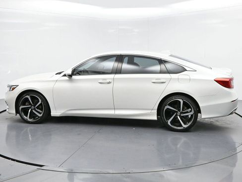 Used 2018 Honda Accord Sport image 4