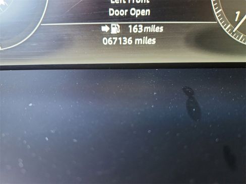 Used 2017 Land Rover Range Rover Supercharged image 26