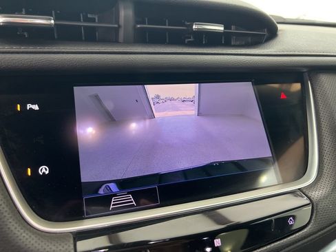 Used 2020 Cadillac XT5 Premium Luxury FWD image 14