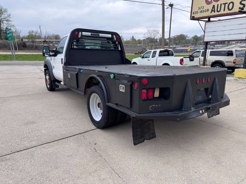 Used 2015 Ford F550 4x4 Regular Cab Super Duty image 8