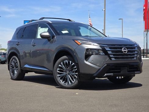 New 2026 Nissan Rogue Platinum w/ Platinum Premium Package AWD/4WD image 2