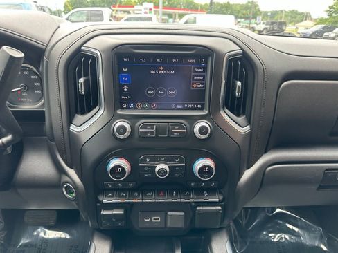 Used 2020 GMC Sierra 1500 AT4 w/ AT4 Premium Package AWD/4WD image 29