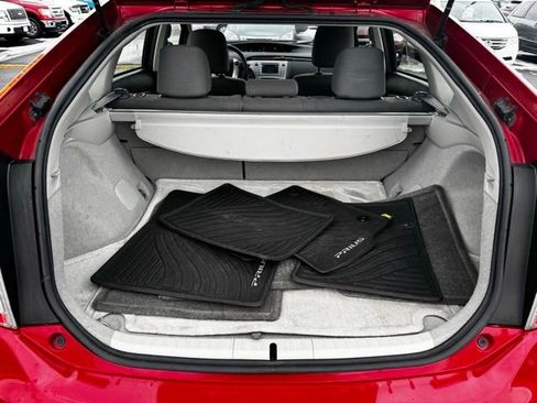 Used 2014 Toyota Prius Three image 38