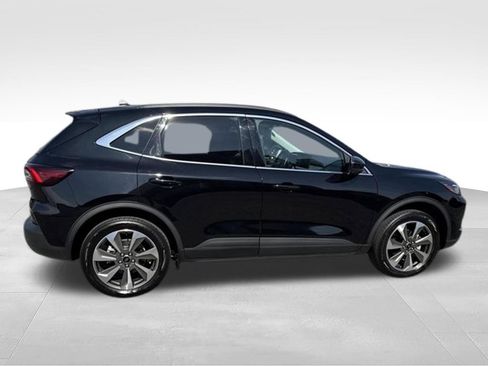 Used 2025 Ford Escape Platinum AWD/4WD image 3