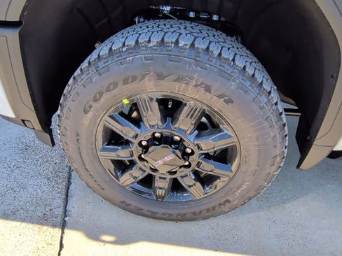 New 2026 GMC Sierra 2500 AT4 w/ AT4 Premium Plus Package image 51