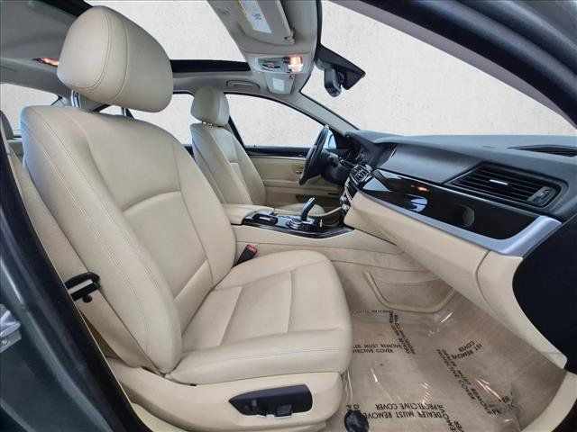 Used 2015 BMW 528i xDrive Sedan AWD/4WD image 25