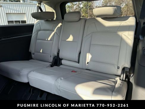 New 2026 Lincoln Navigator L Reserve AWD/4WD image 26