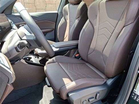 Certified 2025 BMW X1 xDrive28i w/ Convenience Package image 8