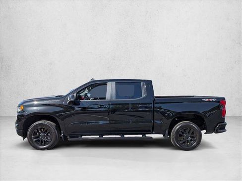 Used 2022 Chevrolet Silverado 1500 RST AWD/4WD image 9