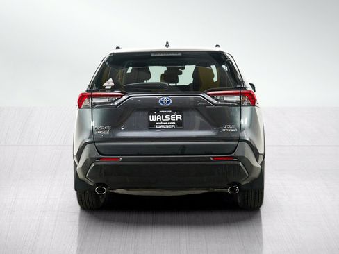 Used 2023 Toyota RAV4 XLE Premium AWD/4WD image 5