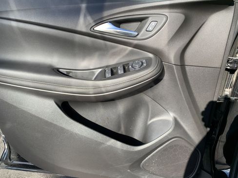 Used 2025 Buick Encore GX Preferred image 20