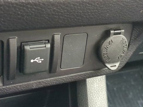 Used 2023 Toyota Tacoma SR w/ SR Convenience Package image 21