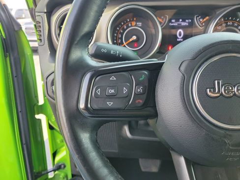 Used 2018 Jeep Wrangler Unlimited Sport S AWD/4WD image 24