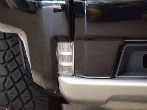 Used 2022 Chevrolet Silverado 1500 ZR2 w/ Technology Package AWD/4WD image 14