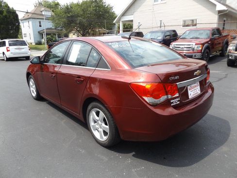 Used 2016 Chevrolet Cruze LT image 10