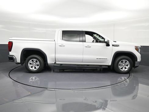 Used 2021 GMC Sierra 1500 SLE image 4