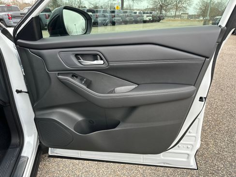 New 2026 Nissan Rogue SV image 14