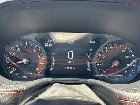 Used 2024 Jeep Compass Trailhawk AWD/4WD image 23