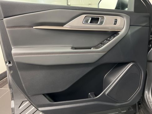 New 2026 Ford Explorer Active image 29