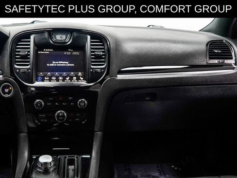 Used 2023 Chrysler 300 S w/ Comfort Group RWD image 20