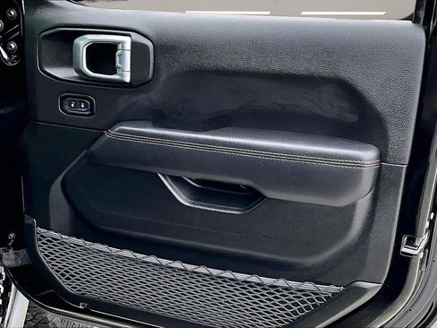 Used 2022 Jeep Wrangler Unlimited Rubicon w/ Xtreme Recon 35" Tire Package image 26