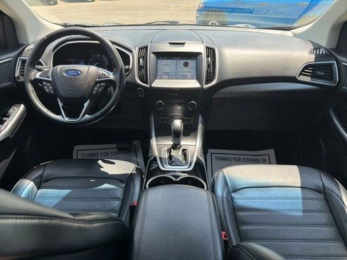 Used 2017 Ford Edge SEL w/ Equipment Group 201A AWD/4WD image 25
