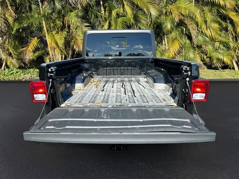 Used 2022 Jeep Gladiator Mojave w/ Trailer Tow Package image 25