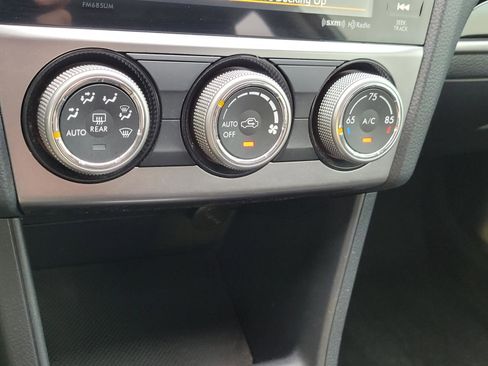 Used 2017 Subaru Crosstrek 2.0i Limited w/ Popular Package #2 image 15