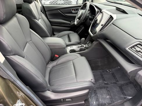 Used 2025 Subaru Ascent Limited AWD/4WD image 16