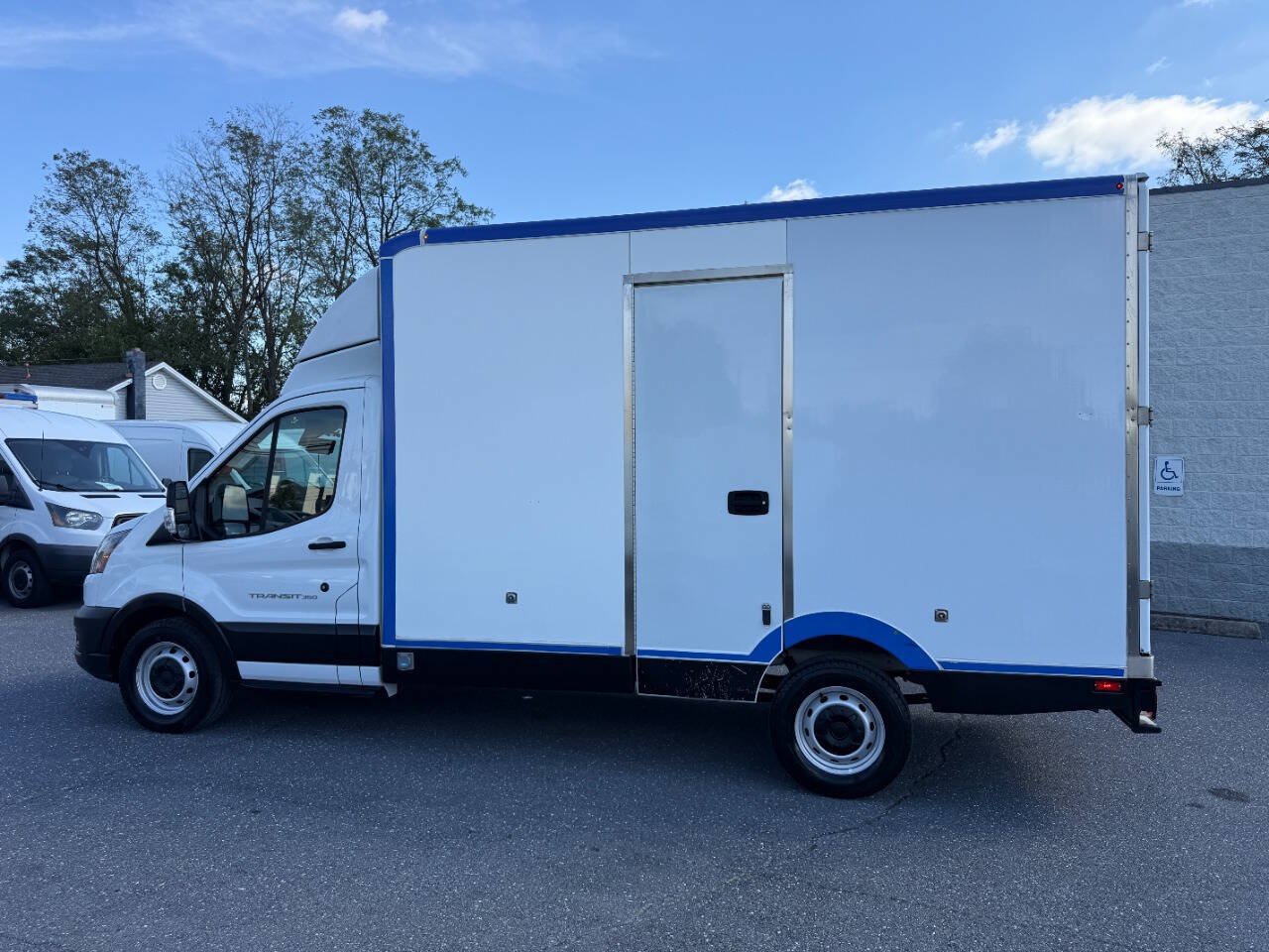Used 2022 Ford Transit 350 w/ Upfitter Package RWD image 35