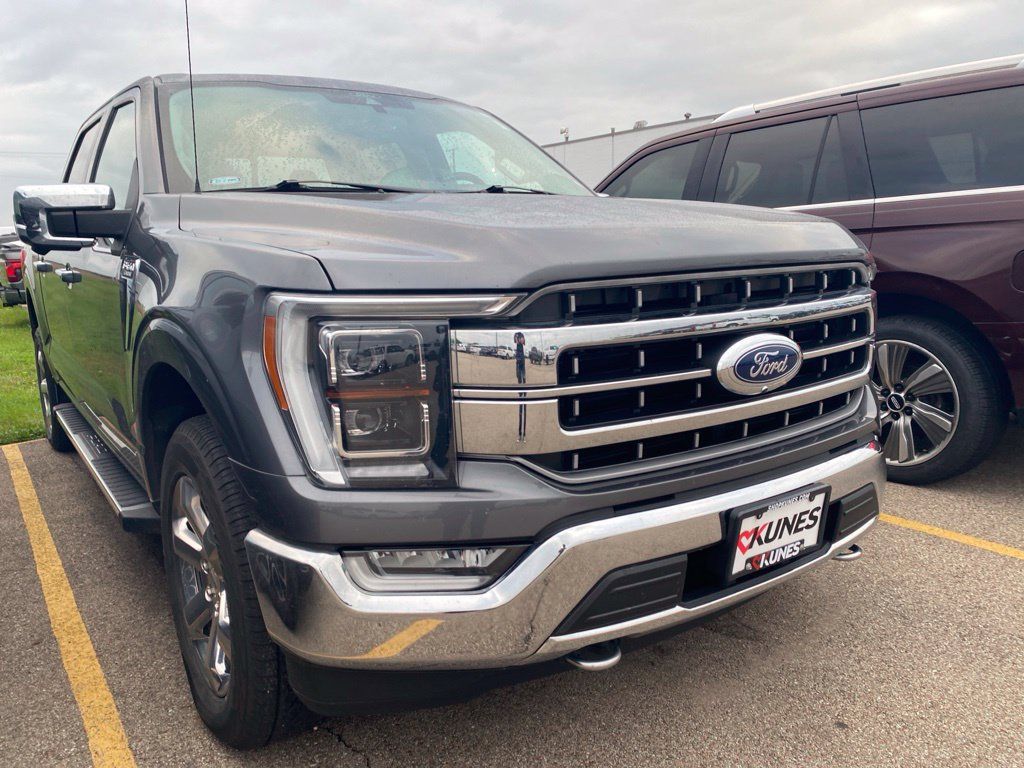 Used 2021 Ford F150 Lariat w/ Equipment Group 502A High AWD/4WD image 4