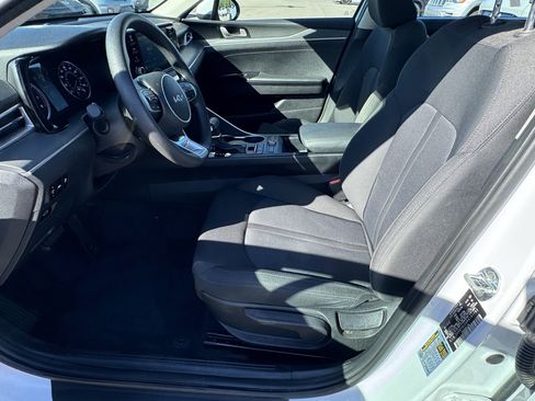 Used 2023 Kia K5 LXS image 5