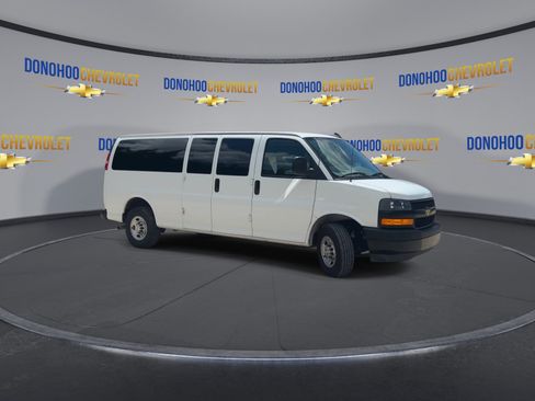 Used 2024 Chevrolet Express 3500 LS RWD image 5
