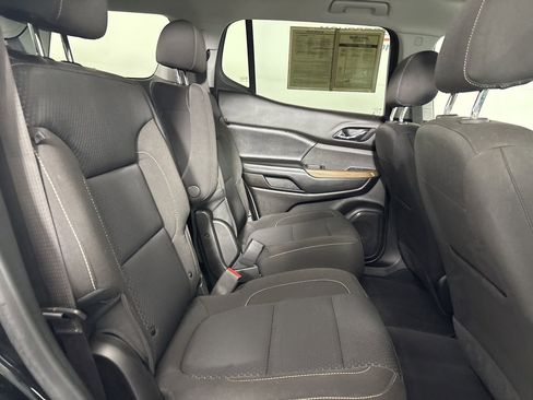 Used 2023 GMC Acadia SLE w/ Driver Convenience Package image 27
