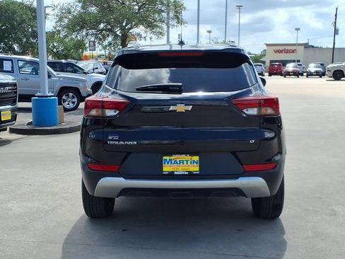 Used 2023 Chevrolet TrailBlazer LT w/ Convenience Package FWD image 6