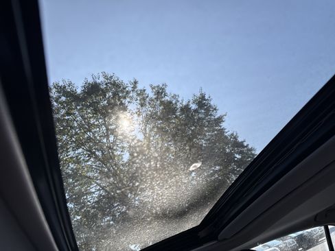 Used 2022 Toyota Camry SE w/ Cold Weather Package image 21