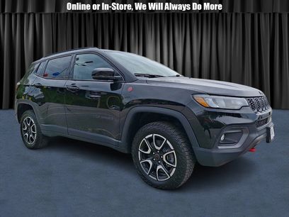 Used 2025 Jeep Compass Trailhawk