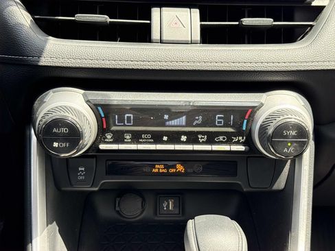 Used 2023 Toyota RAV4 XLE w/ Convenience Package AWD/4WD image 12