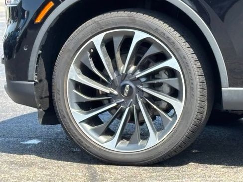 Used 2021 Lincoln Aviator Reserve w/ Equipment Group 201A AWD/4WD image 8