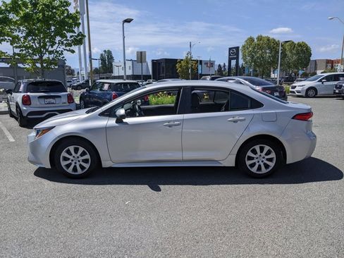 Used 2024 Toyota Corolla LE FWD image 9