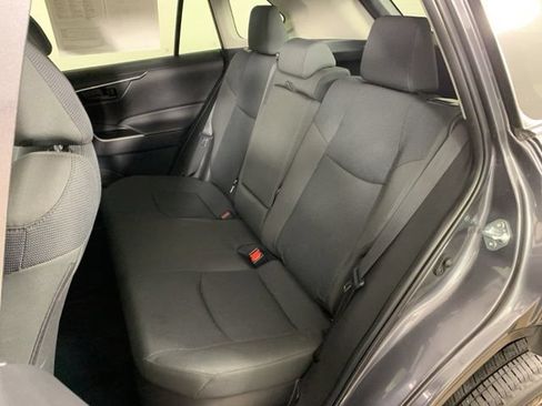 Used 2025 Toyota RAV4 LE AWD/4WD image 30