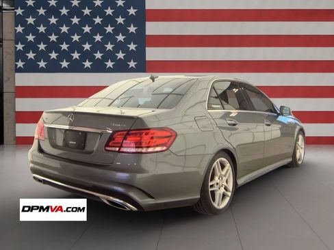 Used 2016 Mercedes-Benz E 350 4MATIC Sedan w/ Premium Package image 3