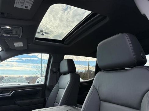 Certified 2025 Chevrolet Silverado 1500 LT Trail Boss w/ Convenience Package II image 19