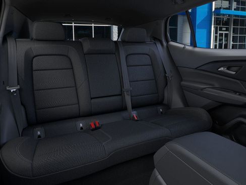 New 2026 Chevrolet Equinox EV LT image 17