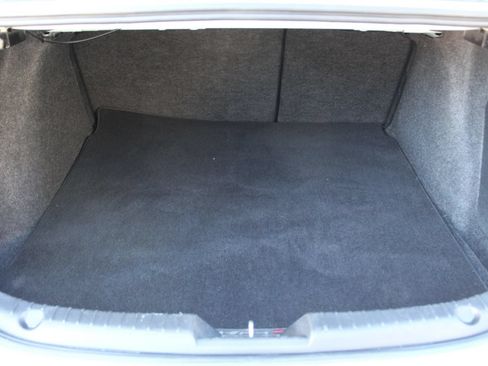Used 2014 MAZDA MAZDA3 s Grand Touring w/ Technology Package FWD image 31