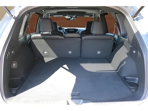 Used 2025 Honda Passport EX-L image 16